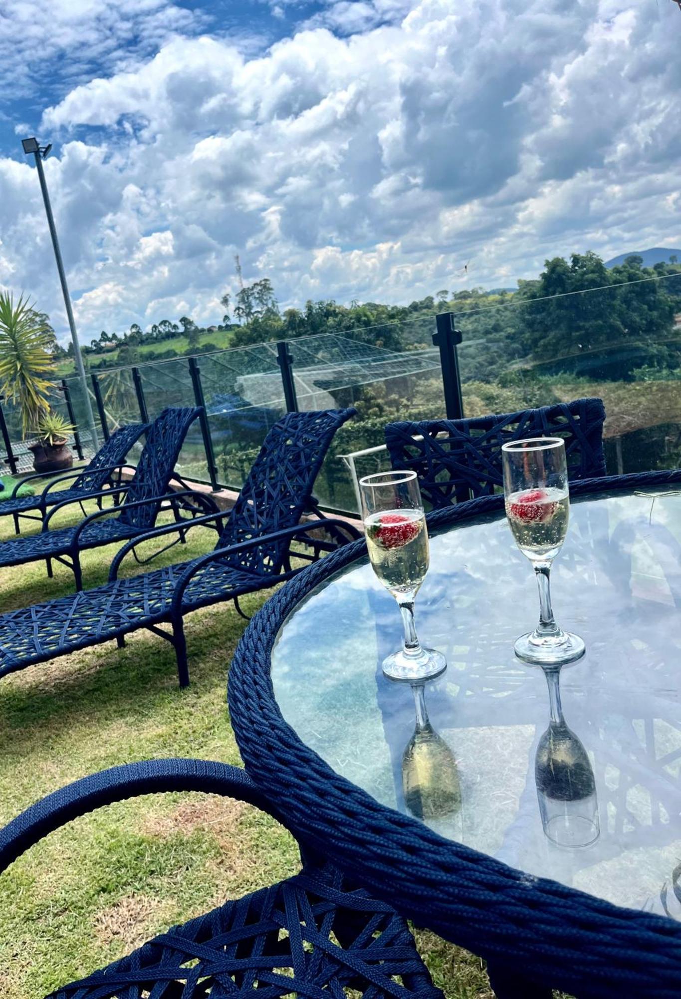 Chacara Tha&Thi Cond Fechado Wi Fi Spa E Pisc Aquececimento Solar Bom Jesus dos Perdões Dış mekan fotoğraf